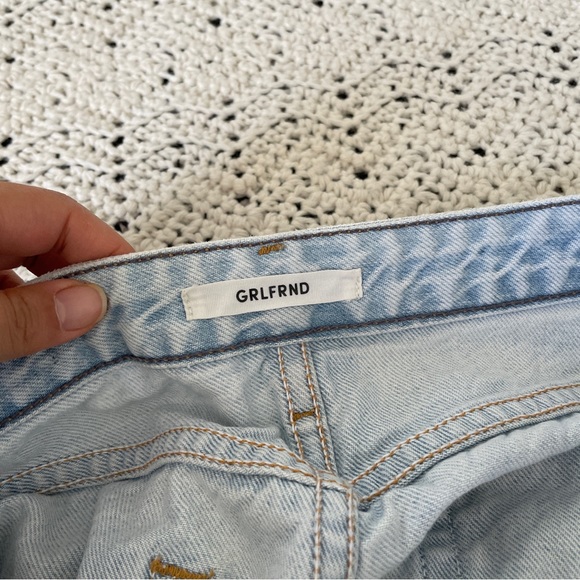 GRLFRND Devon High Rise Slim Boyfriend Jeans Light Wash (Size 30) - Picture 5 of 15